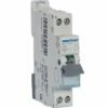 Disjoncteur 1P+N 4.5-6kA Courbe C - 40A 1 Module MJT740 2 Disjoncteur 1P+N 4.5-6kA Courbe C - 40A 1 Module MJT740 -Schneider Electric Soldes disjoncteur 1pn 45 6ka courbe c 40a 1 module mjt740