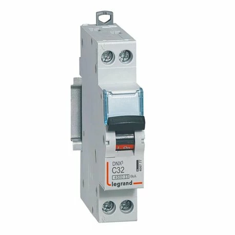 Legrand Disjoncteur DNX3 4500 U+N 230V 32A - 4,5kA Courbe C 1 Module 406777 3 Legrand Disjoncteur DNX3 4500 U+N 230V 32A - 4,5kA Courbe C 1 Module 406777