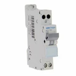 Disjoncteur 1P+N 3kA C-32A Connexion SanVis 1 Module MFS732