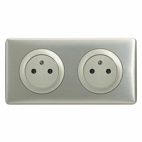 Legrand Double Prise De Courant 2P+T Céliane Complet 200221 Titane 3 Legrand Double Prise De Courant 2P+T Céliane Complet 200221 Titane