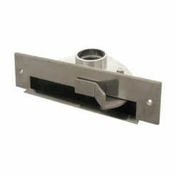 Kit Prises Plinthes Ramasse-miettes Gris 5 Kit Prises Plinthes Ramasse-miettes Gris -Schneider Electric Soldes kit prises plinthes ramasse miettes kpa gr 620376 gris 3 accessoires 1