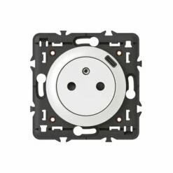 Legrand Prise De Courant Surface Céliane Avec Chargeur USB-C Blanc 068127 5 Legrand Prise De Courant Surface Céliane Avec Chargeur USB-C Blanc 068127 -Schneider Electric Soldes prise de courant surface celinae avec chargeur usb c blanc 068127 1