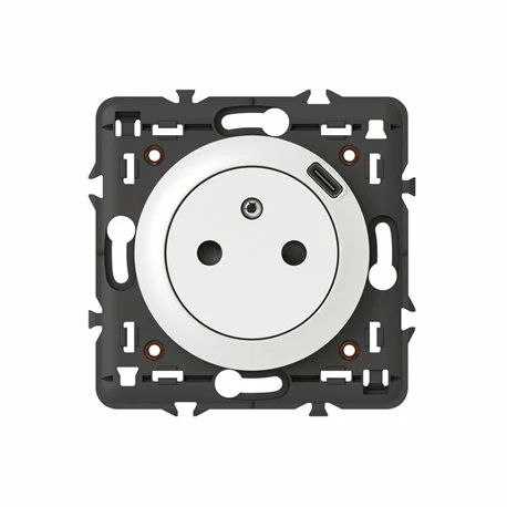 Legrand Prise De Courant Surface Céliane Avec Chargeur USB-C Blanc 068127 4 Legrand Prise De Courant Surface Céliane Avec Chargeur USB-C Blanc 068127 – Image 2