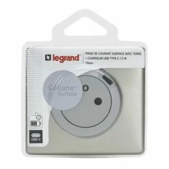 Prise De Courant 2P+T Avec Chargeur USB-C Céliane Complet 099590 Titane