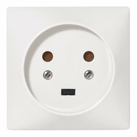 Legrand Socle 2P+T A Vis Avec Eclips De Protection 80x80mm 055422 3 Legrand Socle 2P+T A Vis Avec Eclips De Protection 80x80mm 055422